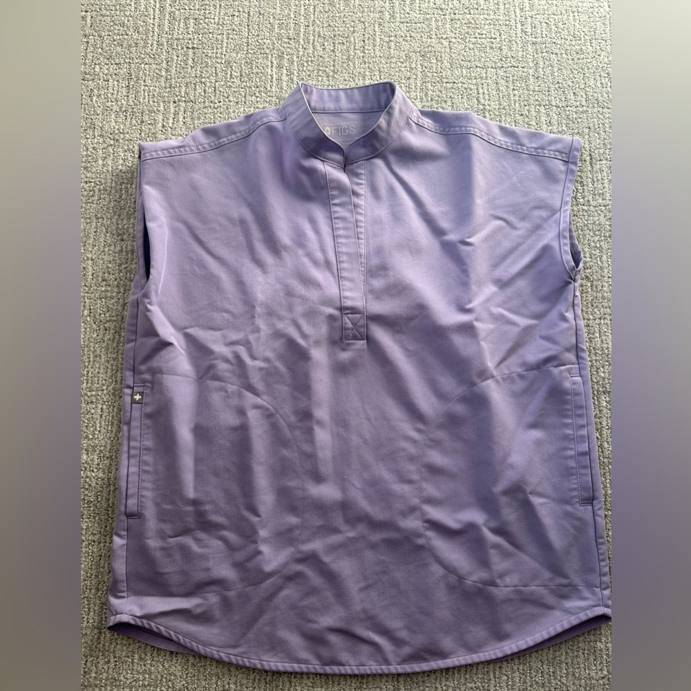 Lavender Dew Rafael Figs Scrub Top